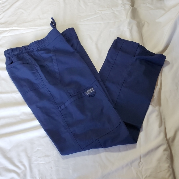 Cherokee Womens Mid Rise Moderate Flare Leg Pant - Picture 2 of 3